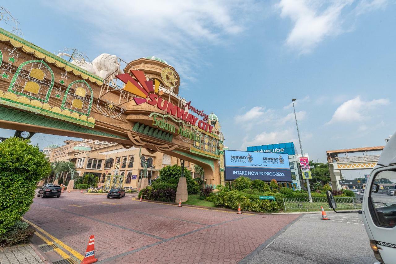 Resort Suites @ Sunway Pyramid & Sunway Lagoon Petaling Jaya Exterior photo
